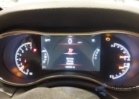 2017 Jeep Grand Cherokee Limited 4X4 z USA, uszkodzony, nr VIN 1C4RJFBG9HC949199